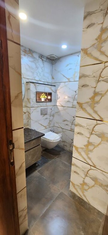 Bathroom in 2 BHK Builder Floor at RPS Palm Drive, Sector 88 – for Sale