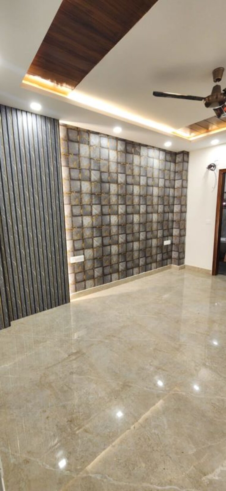 Balcony, rps-palm-drive 2 Bedroom 125 Sq.Yd. Builder Floor In Sector 88 Faridabad 10024970