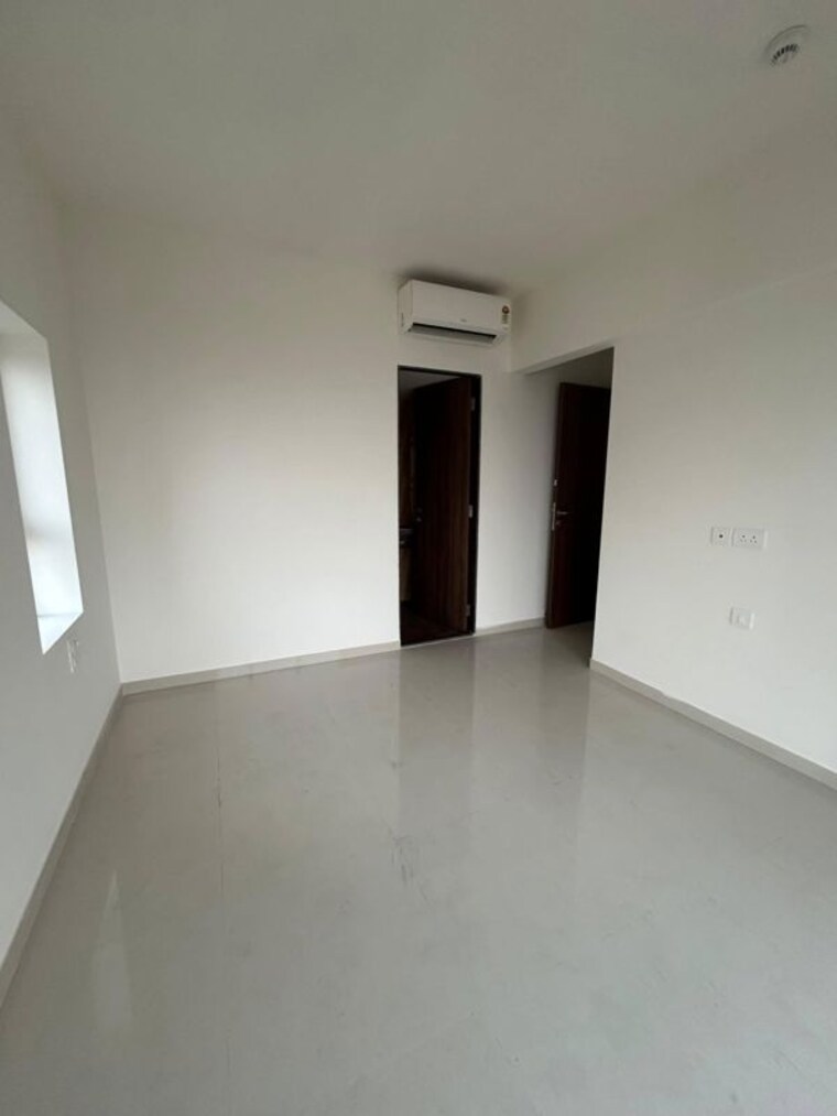 Room, lodha-amara 2 Bedroom 720 Sq.Ft. Apartment In Kolshet Road Thane 10024994