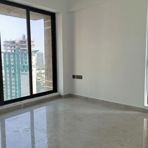 Room in 2 BHK Apartment at Dadar West – for Rent