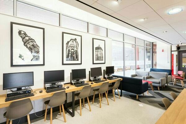 Office Space For Rent in Hadapsar