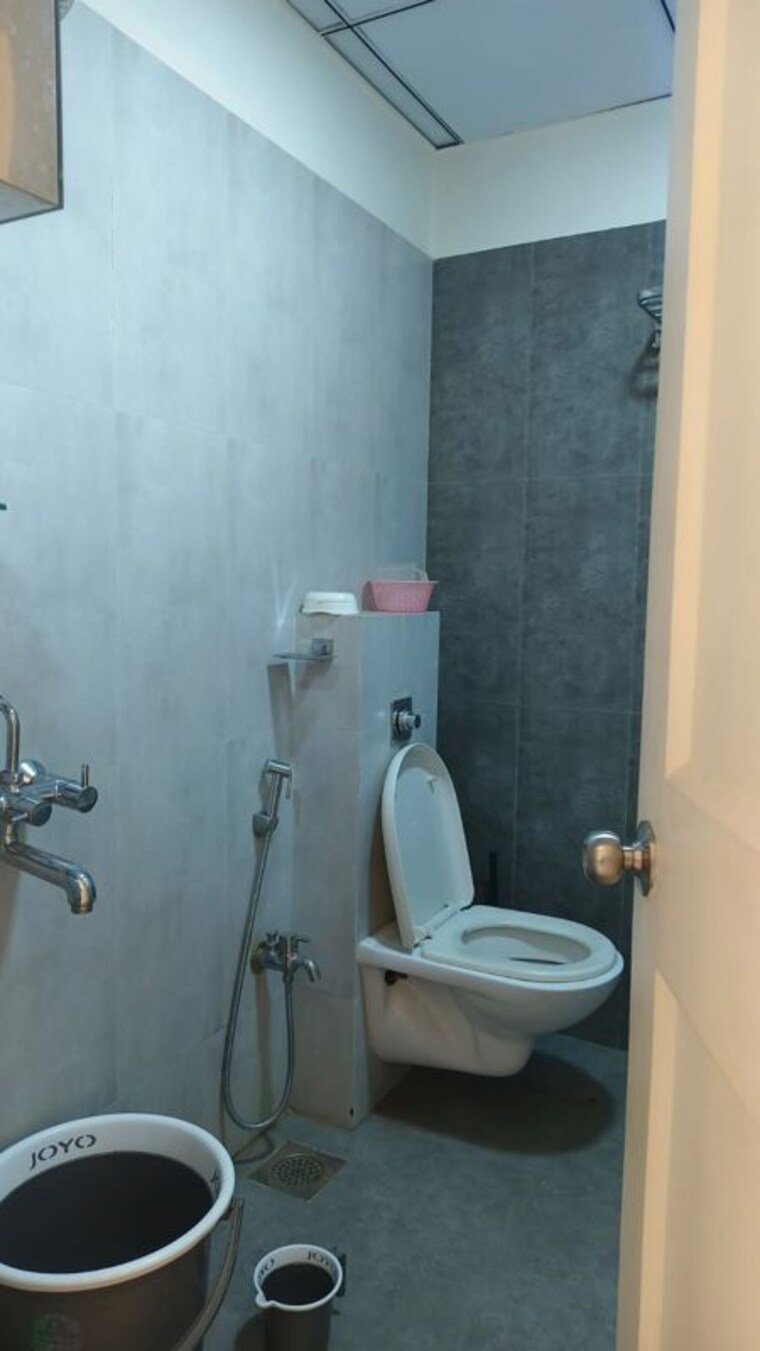 Bathroom, rosa-bella 2 Bedroom 950 Sq.Ft. Apartment In Ghodbunder Road Thane 10024975