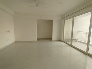 Room in 4 BHK Apartment at SS The Leaf, Sector 85 – for Rent
