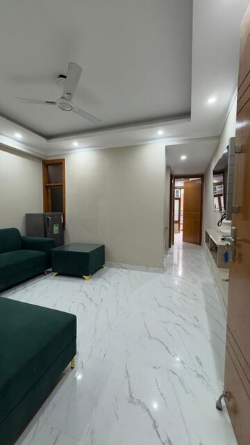 Bedroom in 1 BHK Builder Floor at Chattarpur – for Rent