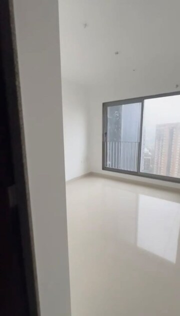 Room in 3 BHK Apartment at Sunteck City Avenue 1, Goregaon West – for Sale