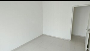 Room in 3 BHK Apartment at Godrej 24, Hinjewadi – for Rent