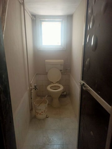 Bathroom in 2 BHK Builder Floor at Vakola – for Rent