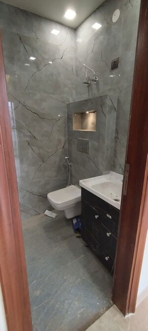 Bathroom in 3 BHK Builder Floor at RPS Palm Drive, Sector 88 – for Sale