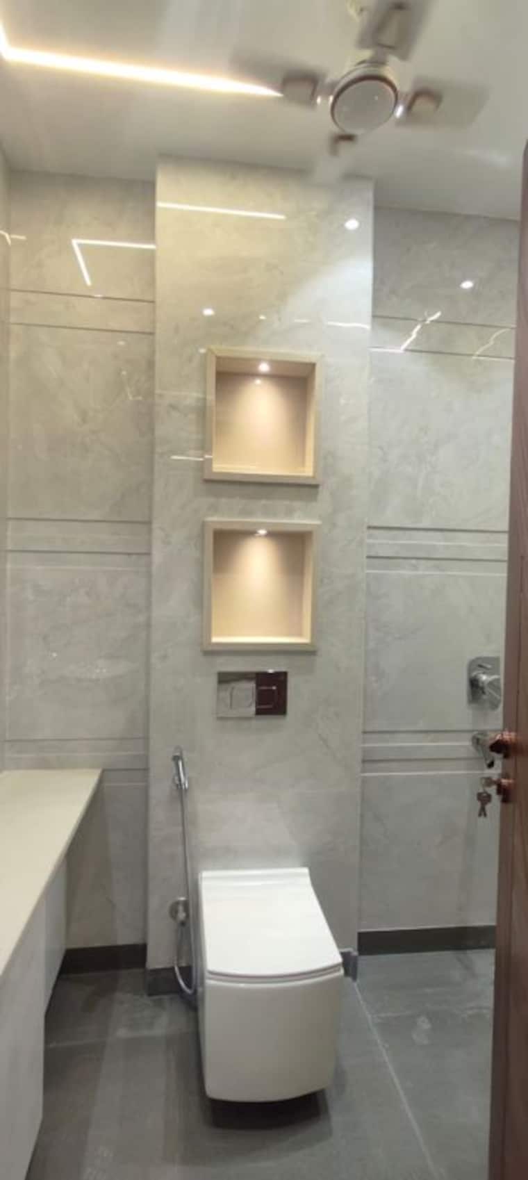 Bathroom, vikas puri 3 Bedroom 125 Sq.Yd. Builder Floor In Vikas Puri Delhi 10025234
