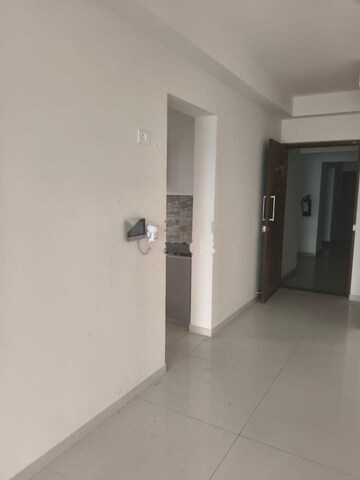 Room in 3 BHK Apartment at Shapoorji Pallonji Joyville Gurgaon, Sector 102 – for Rent