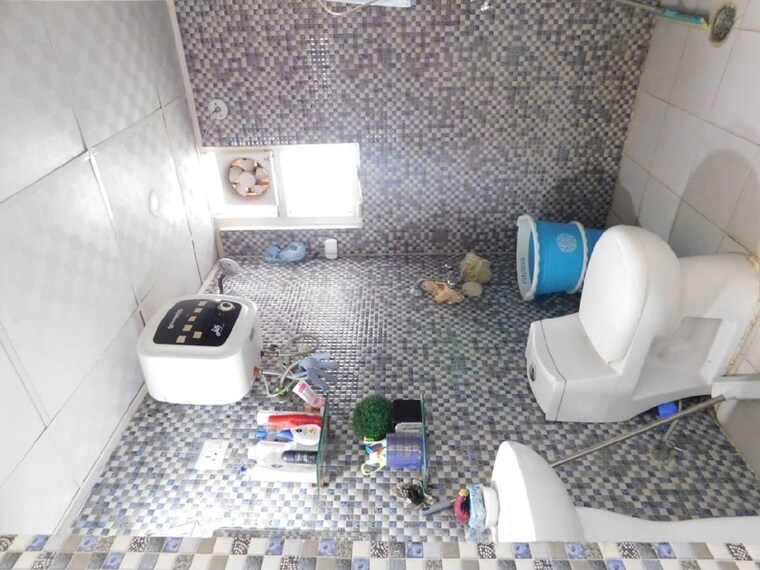 Master Bedroom, uninav-heights-phase-i 3 Bedroom 1640 Sq.Ft. Apartment In Raj Nagar Extension Ghaziabad 10025293