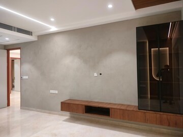 Room in 2.5 BHK Apartment at Bhartiya Nikoo Homes Phase 2, Thanisandra Main Road – for Rent