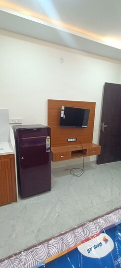 1 Rk+ Study Room Apartment For Rent in Scheme No 114