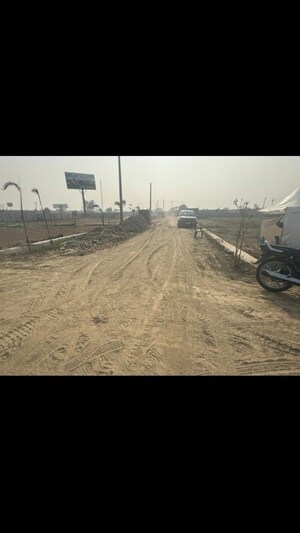  Plot – Exterior View View at Delhi Meerut Expressway - for Sale