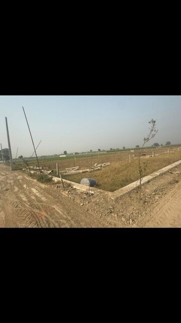 Plot Area in  Plot at Delhi Meerut Expressway – for Sale