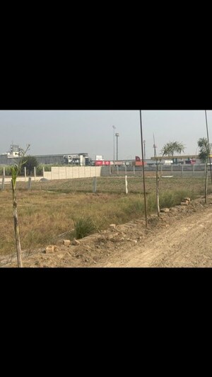  Plot For Sale in Delhi Meerut Expressway