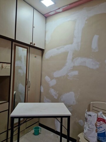 Furnished Amenities in 1 BHK Apartment at Western Railway Workshop – for Rent