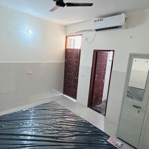 Bedroom in 3 BHK Apartment at Devika Sadar Bazaar, Nabi Karim – for Rent