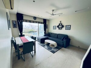 Living Room in 2 BHK Apartment at Santacruz West – for Rent