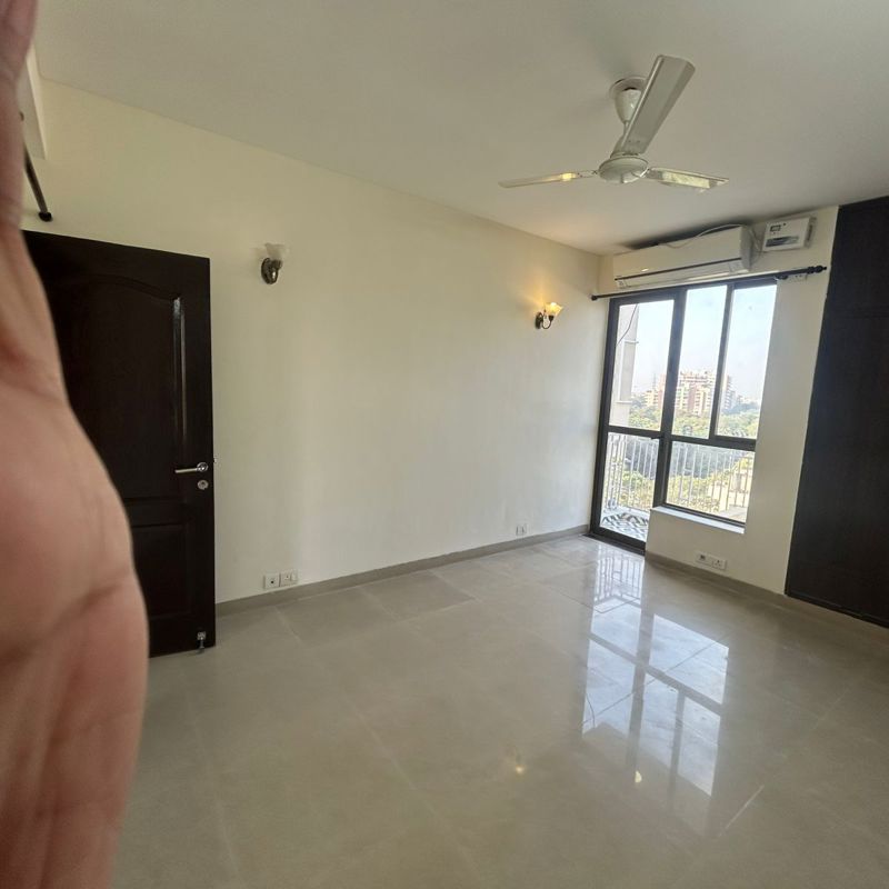 3 BHK + Pooja Room Apartment For Rent in Unitech Uniworld Gardens 2