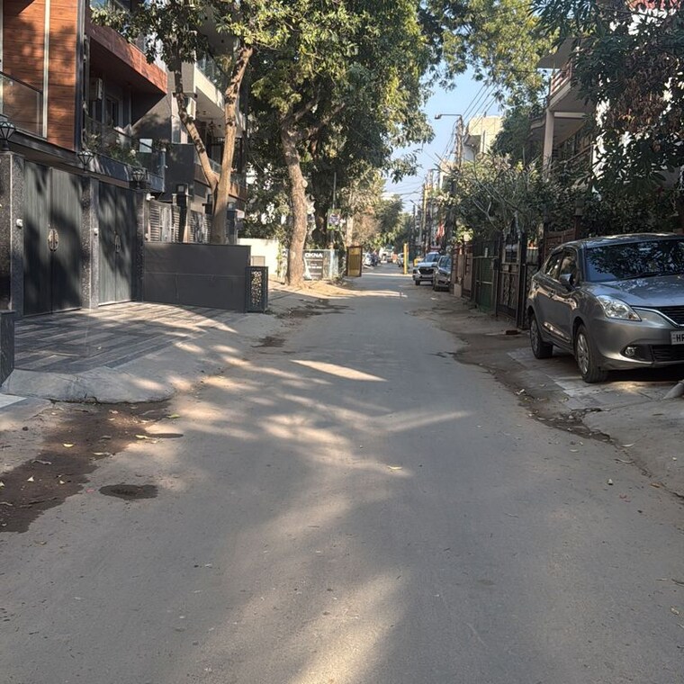  Parking, palam-vihar-residents-association 3.5 Bedroom 66 Sq.Yd. Independent House In Palam Vihar Gurgaon 10025518