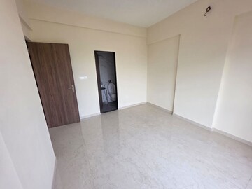 Bedroom in 2.5 BHK Apartment at Sidhivinayak Flora, Chembur – for Sale