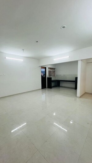 Room in 2 BHK Apartment at Dainamic Grandeur, Undri – for Sale