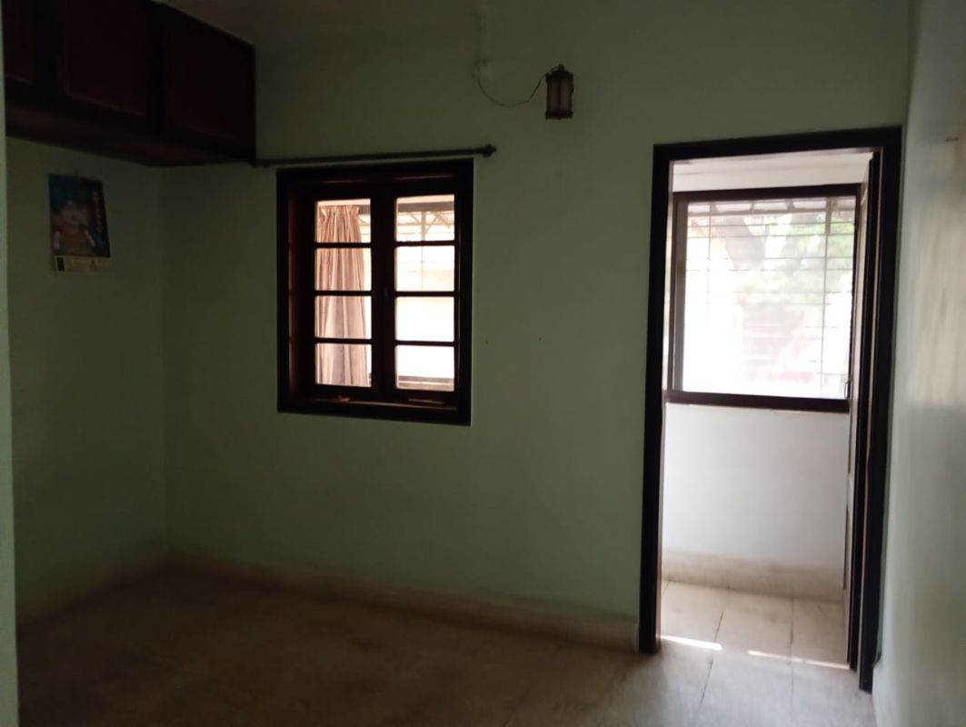 2 BHK + Store Room Apartment For Rent in Ram Janki Apartment