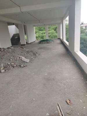 Team Area in  Showroom at Green Park Extension – for Rent