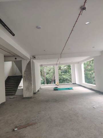Team Area in  Showroom at Green Park Extension – for Rent
