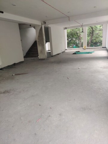 Team Area in  Showroom at Green Park Extension – for Rent