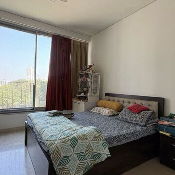 Bedroom in 3 BHK Apartment at Goregaon East – for Rent