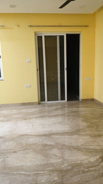 Room in 2 BHK Apartment at Goel Ganga Acropolis, Baner – for Rent