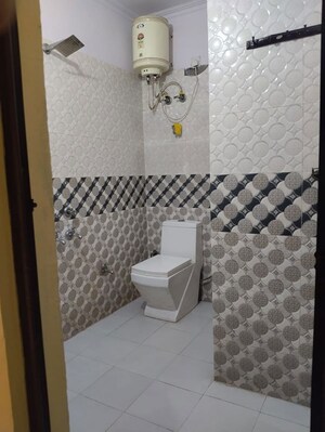 Bathroom in 1 BHK Builder Floor at Neb Sarai – for Rent