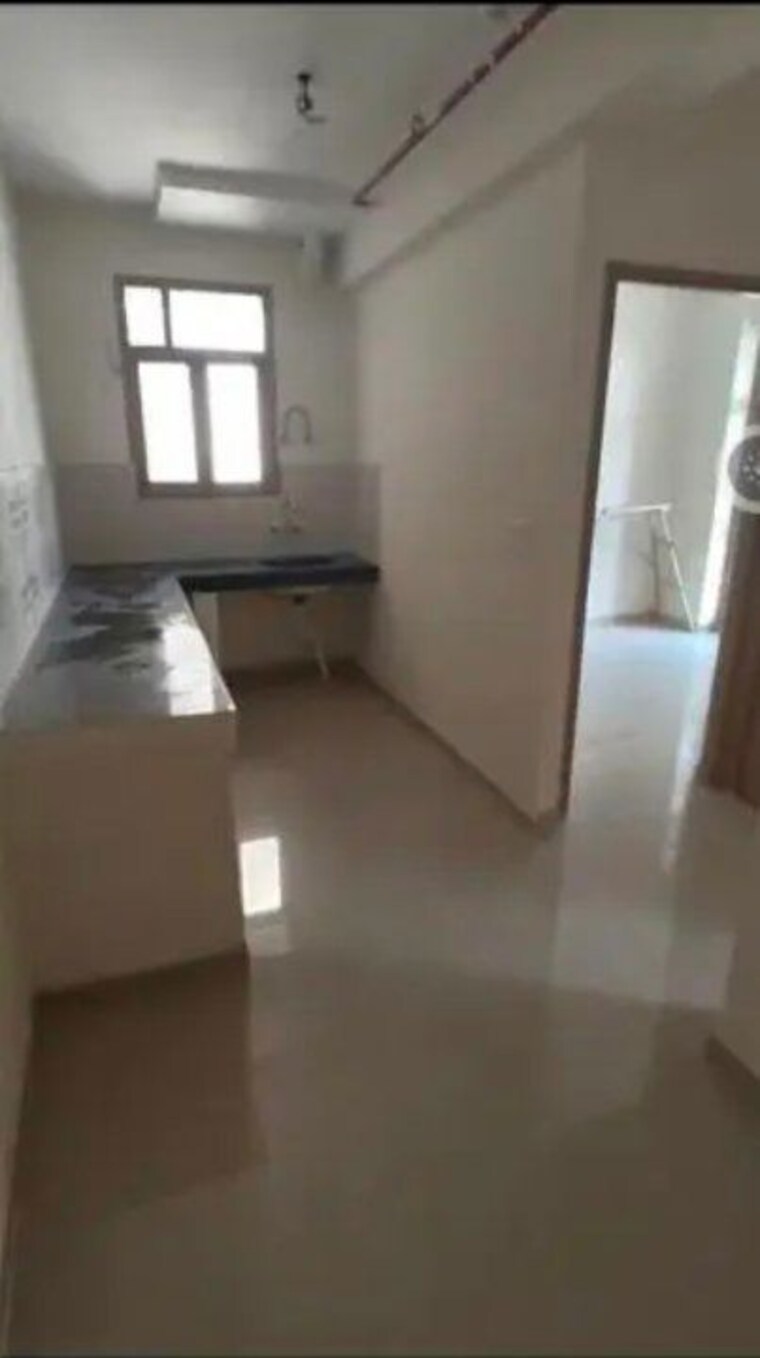 Room, pareena-om-apartments 2 Bedroom 580 Sq.Ft. Apartment In Sector 112 Gurgaon 9951762