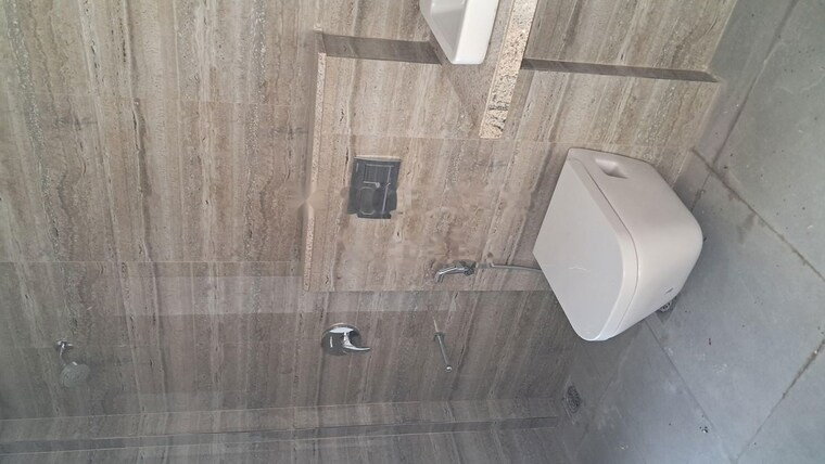 Bathroom, runwal-nirvana 3 Bedroom 1104 Sq.Ft. Apartment In Parel Mumbai 10025658