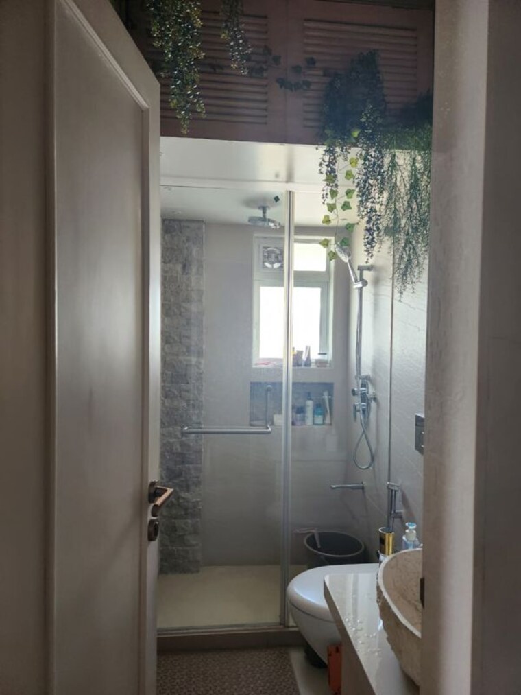 Bathroom, kalina 3 Bedroom 1150 Sq.Ft. Apartment In Kalina Mumbai 10025771