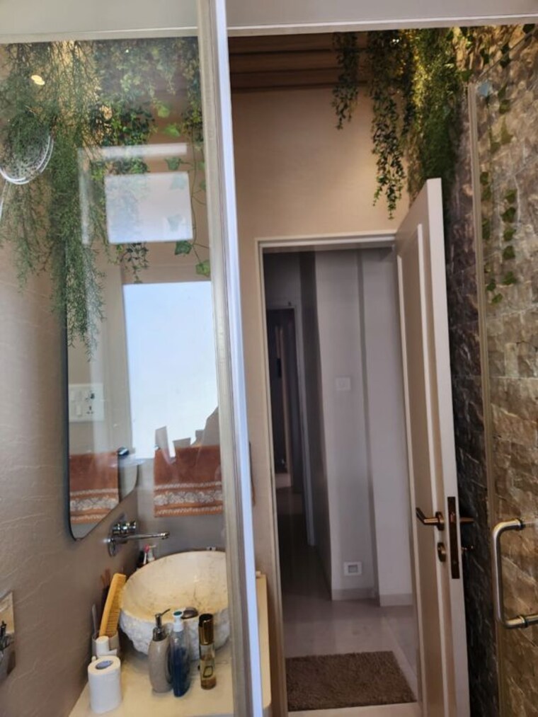 Attached Bathroom, kalina 3 Bedroom 1150 Sq.Ft. Apartment In Kalina Mumbai 10025771