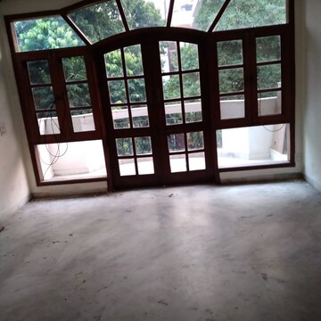 3 BHK Builder Floor For Rent in Defence Colony