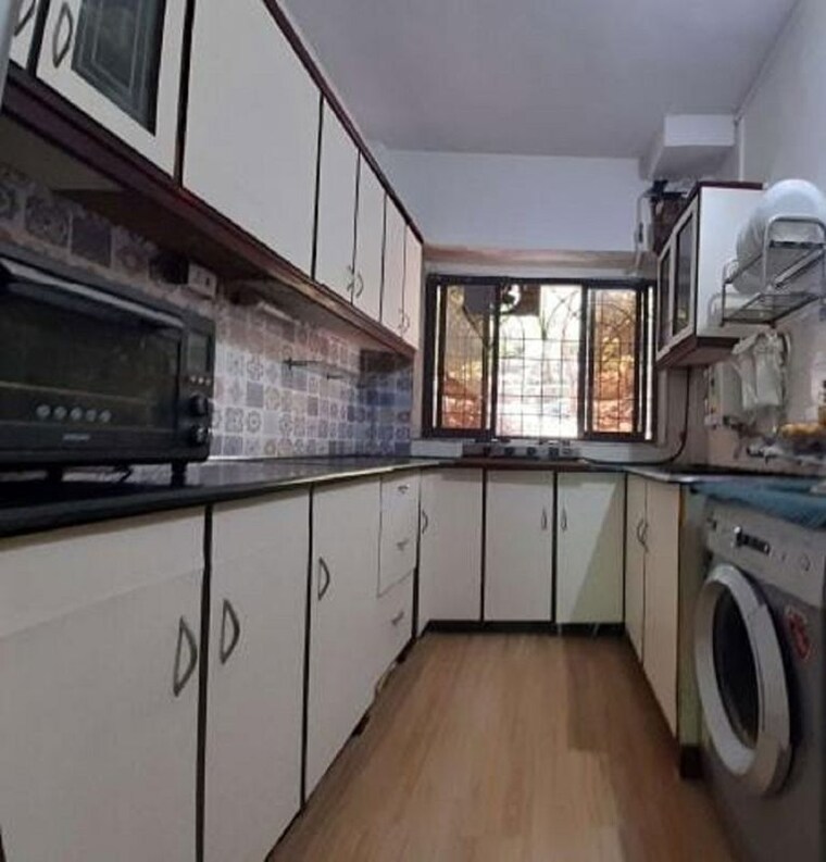 Kitchen, bandra west 2 Bedroom 700 Sq.Ft. Apartment In Bandra West Mumbai 10025775