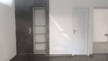 Room in 3 BHK Apartment at BPTP Parkland, Sector 75 – for Sale