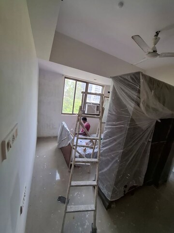 Parking in 2 BHK Apartment at Little Hut Apartment, Bandra West – for Rent