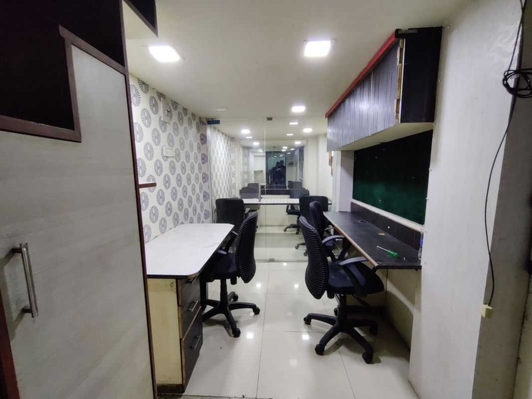 Office Space For Rent in Bule Rose Industrial Estate