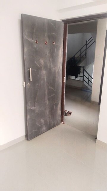 Room in 2 BHK Apartment at Sai Orchid Dombivli, Dombivli East – for Rent