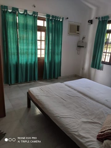 Bedroom in 2 BHK Builder Floor at Taleigao – for Rent