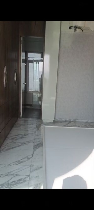 Room in 3 BHK Apartment at Vijay Orion II, Ghodbunder Road – for Sale