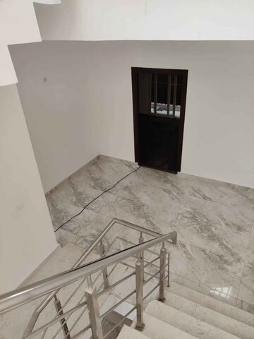 Room in 3.5 BHK Villa at Amrapali Leisure Valley – for Sale