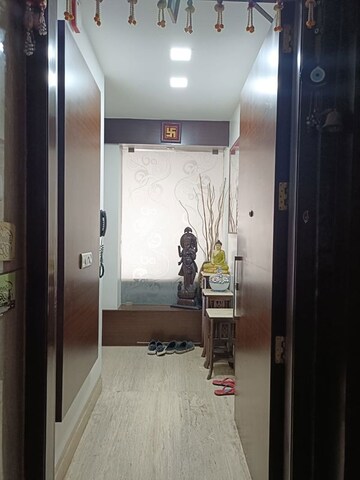  3 BHK Apartment at Churchgate – for Sale