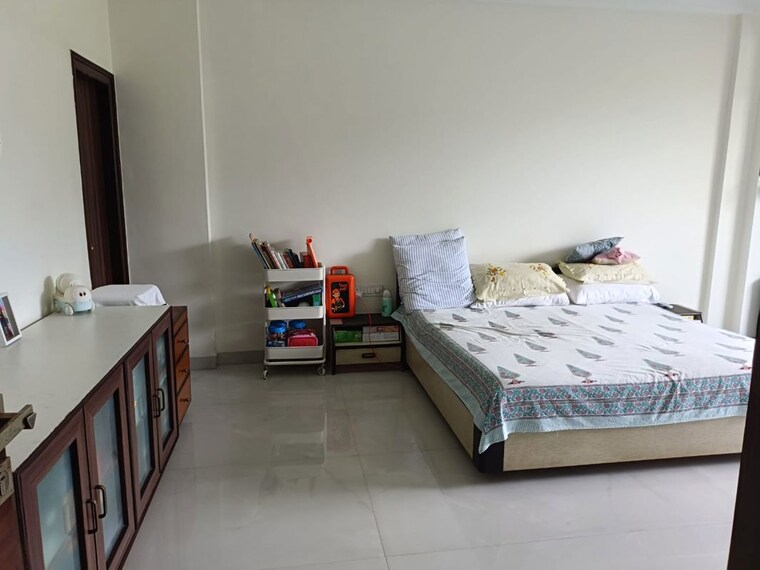 Master Bedroom, churchgate 3 Bedroom 2000 Sq.Ft. Apartment In Churchgate Mumbai 10007658