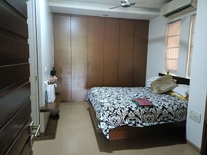 Bedroom in 3 BHK Apartment at Churchgate – for Sale